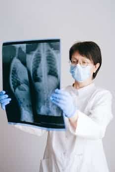 Oedème pulmonaire: symptômes, diagnostic et traitements